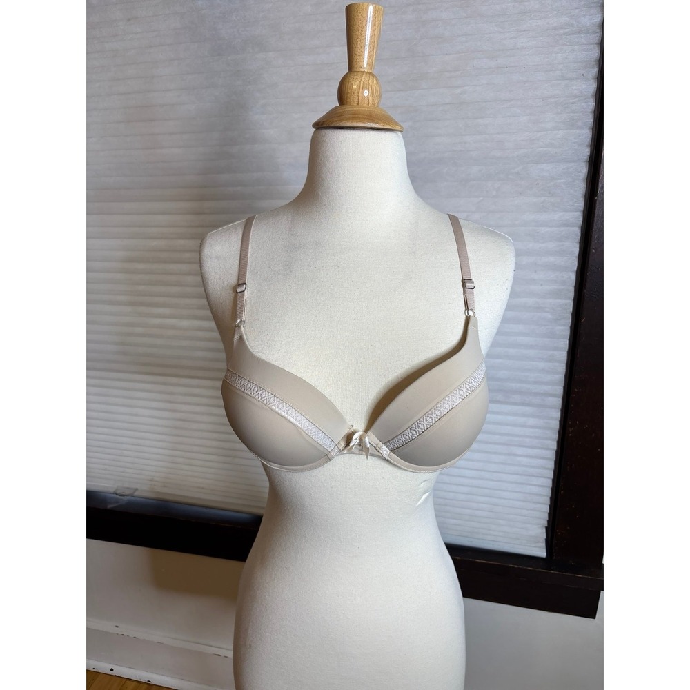 Lily of France Lace‎ Inlay Padded Bra - Picture 2 of 7